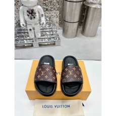 Louis Vuitton Slippers